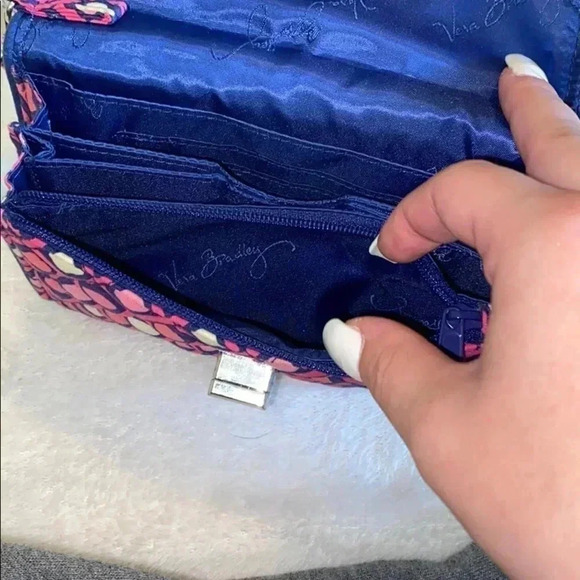 Vera Bradley Wristlet - Picture 6 of 6